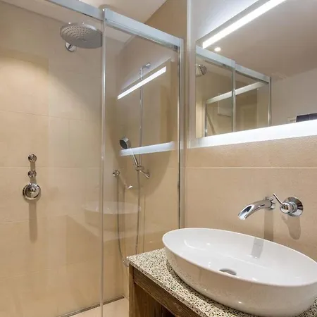 Contact Us At What App - 0041-798-079-427 To Book!! Modern Chalet In Colfosco Centre Bolzano