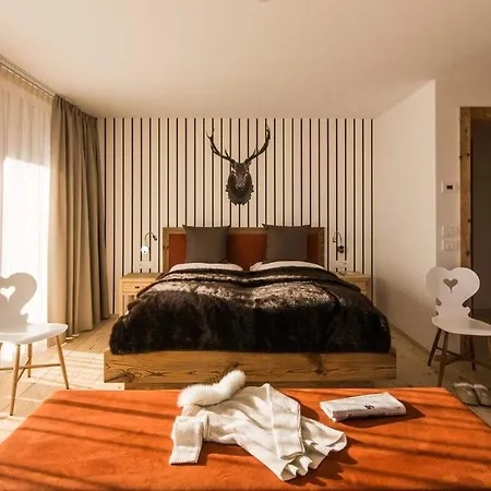 Contact Us At What App - 0041-798-079-427 To Book!! Modern Chalet In Colfosco Centre * Bolzano