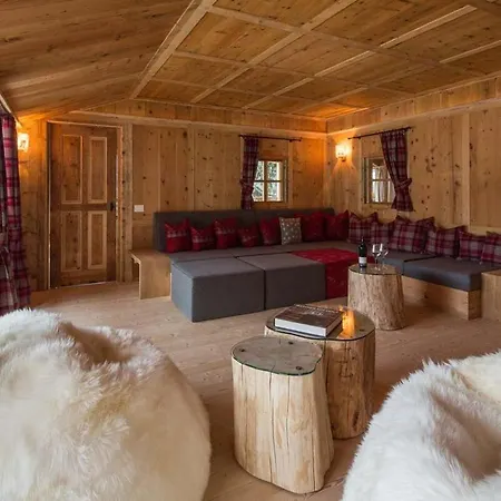 Vila Contact Us At What App - 0041-798-079-427 To Book!! Modern Chalet In Colfosco Centre