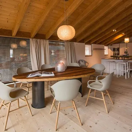 Contact Us At What App - 0041-798-079-427 To Book!! Modern Chalet In Colfosco Centre Vila Bolzano